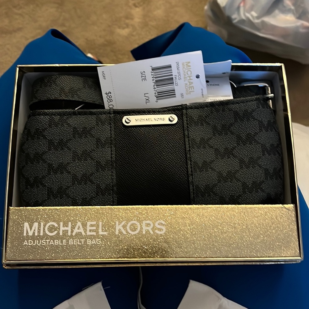 New Michael Kors black adjustable belt bag L/XL
